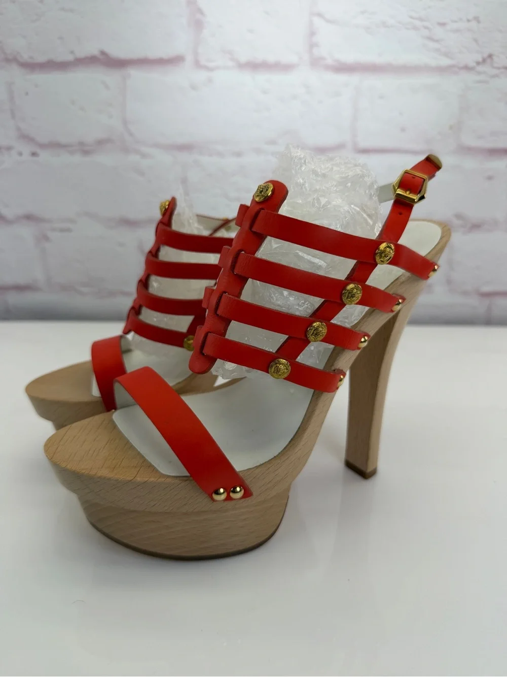 Versace ORANGE / GOLD VERSACE WOMEN STUDDED PLATFORM SLINGBACK SANDAL SZ 39